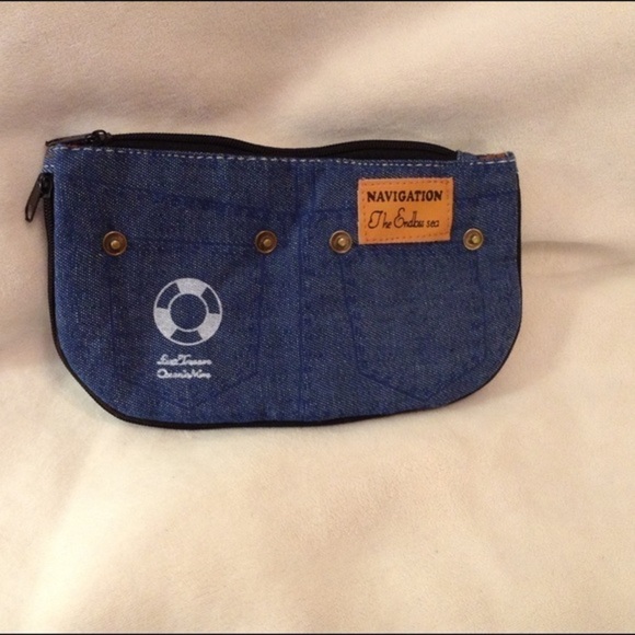 COSMETIC BAG ✨✨✨ - Picture 1 of 4